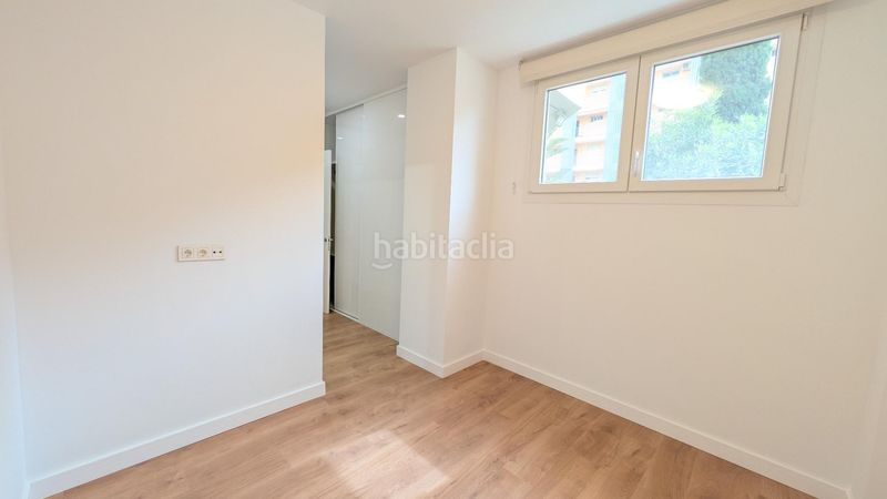 Foto 337b5104-c523-492e-8d21-c0b8eba92890. Pis amb piscina a Puerto Deportivo Fuengirola