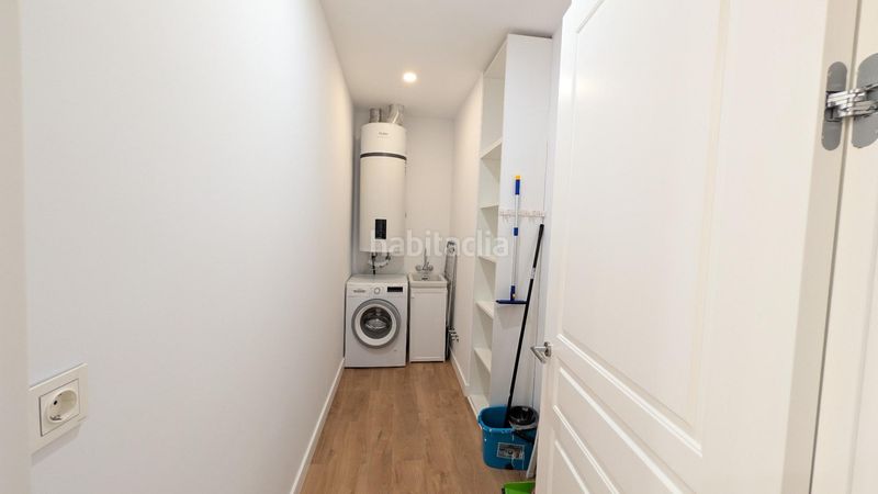 Foto 644baa1a-2e84-4f52-9fb6-41d918cba35e. Pis amb piscina a Puerto Deportivo Fuengirola