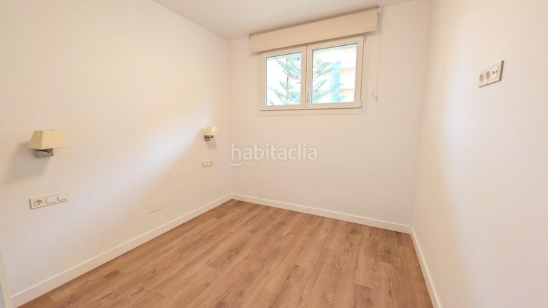 Foto 89ddc69c-a665-45a6-b8c4-5a47e2fef1d5. Pis amb piscina a Puerto Deportivo Fuengirola