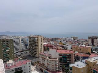 Appartement  Calle doña maría barrabino. Ático reformado con terraza privada, piscina y vistas al mar  ce