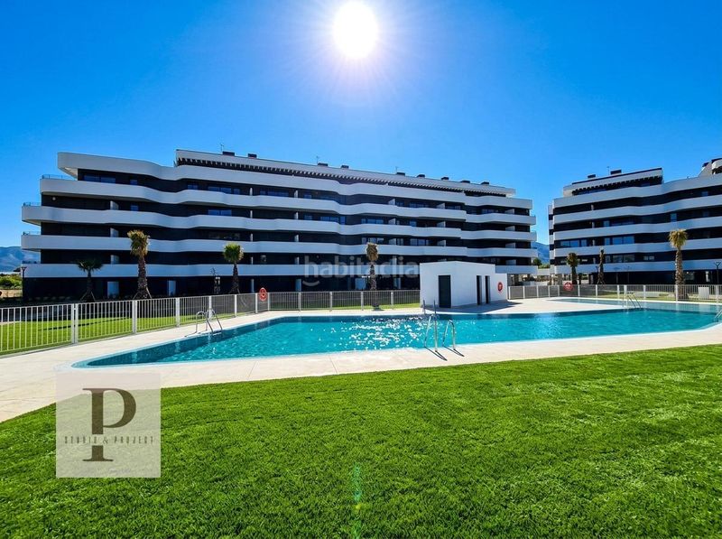 Foto b7db31ba-fc5a-4d69-85d1-e68841eaa629. Pis amb aparcament piscina a Los Álamos Torremolinos