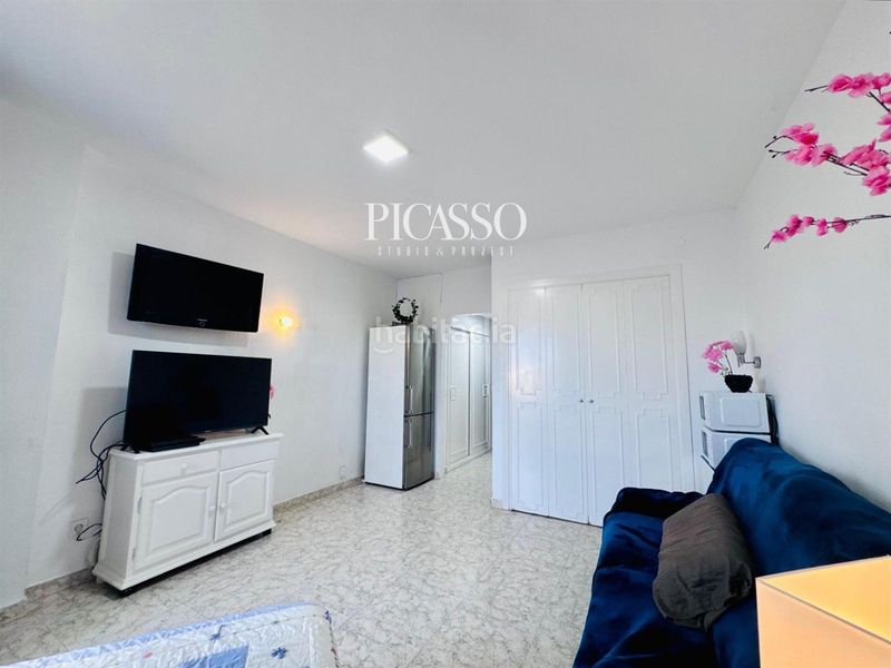 Foto 7a3d80ed-4d26-41b2-bb57-6ae46de46834. Pis amb piscina a El Pinillo Torremolinos