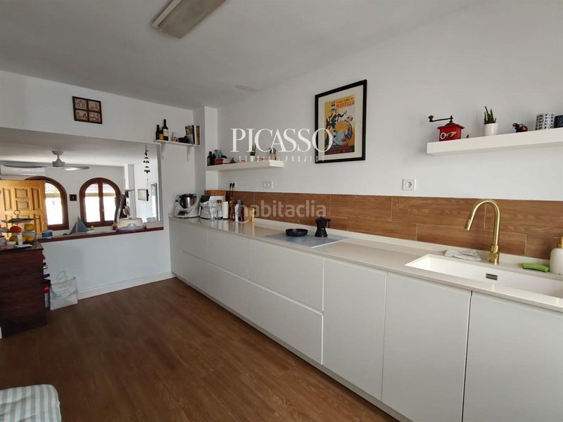 Foto f189baa7-680b-4870-80f1-29c96a99b06f. Casa adossada a La Colina Torremolinos