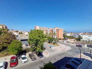 Pis  Calle conrado del campo. Agradable piso en venta con 3 dormitorios en el pinillo, torremo