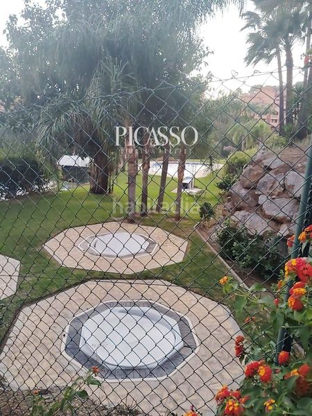 Foto 2b94e25b-ae76-4c26-8b6b-3b8ad9945e35. Pis amb aparcament piscina a reserva de Marbella Marbella