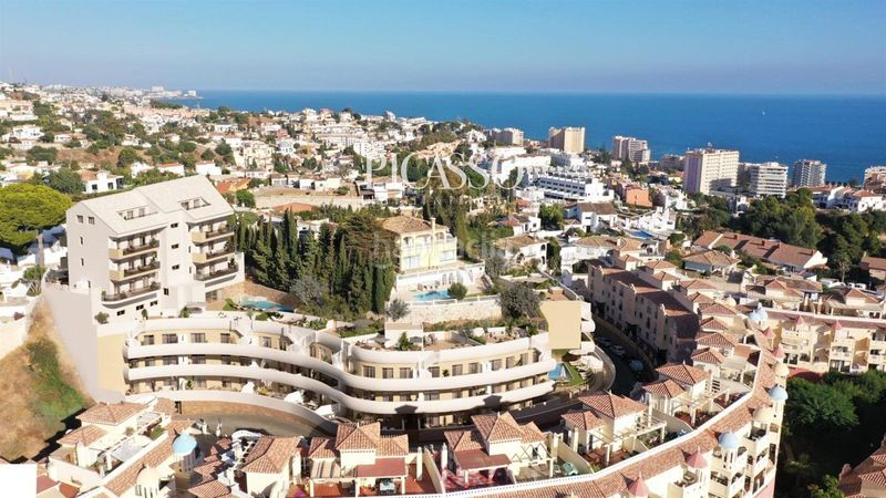 Foto a86561d0-f834-49c9-b425-3bcdcf6b4bc7. Pis amb aparcament a Los Pacos Fuengirola