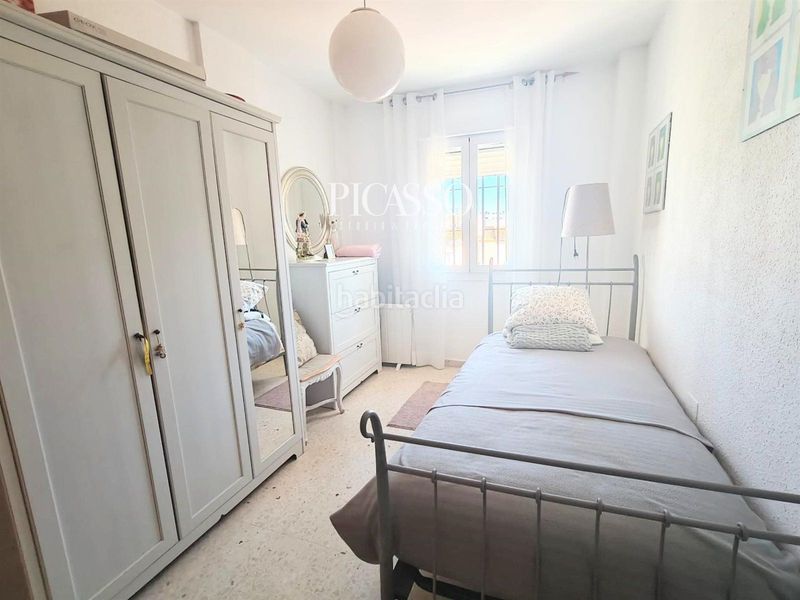 Foto 5d983231-1291-4d0c-a6a9-b36f278c6a7a. Casa adossada amb aparcament a La Colina Torremolinos