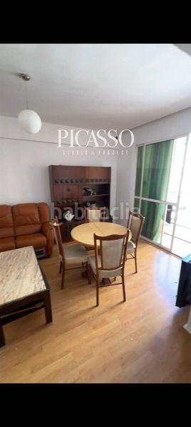 Foto 456f9045-1a6f-41ab-9267-b18b3d18d0be. Piso centro planta alta con ascensor, 3 dormitorios y terraza luminosa en Torremolinos