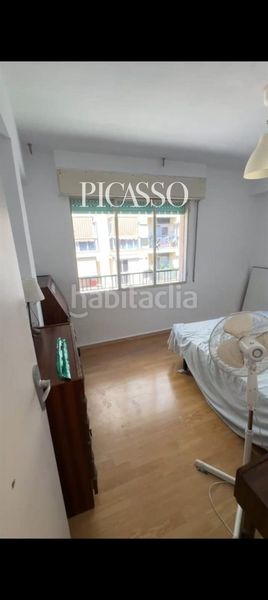 Foto de1cfa86-5ca9-4210-860f-a6d79c8cd451. Piso centro planta alta con ascensor, 3 dormitorios y terraza luminosa en Torremolinos