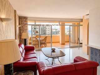 Pis  Santa lucia. Amplio piso con gran potencial y piscina en los boliches posibil