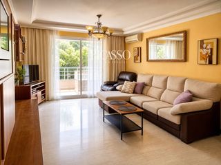 Etagenwohnung  Calle ibiza. Piso con 3 habitaciones y plaza de garage fuengirola