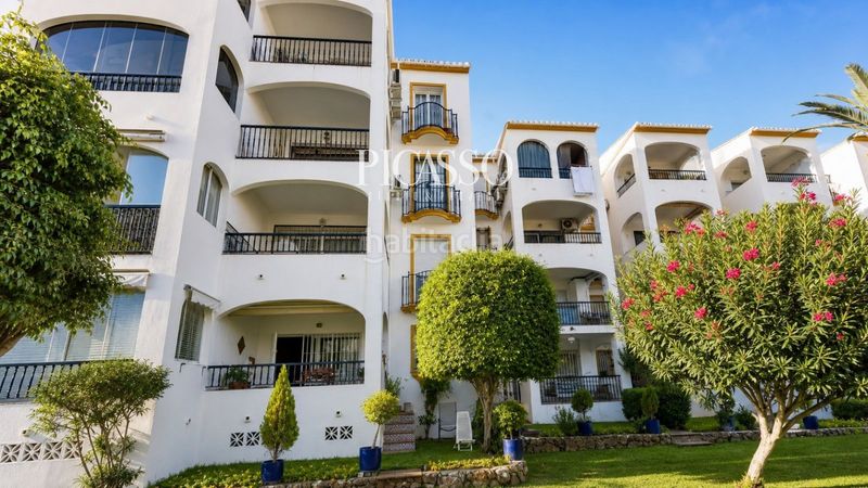 Foto e5c03fd4-a2c3-43df-9bba-1dcde12d6791. Flat with pool in La Carihuela - Los Nidos Torremolinos