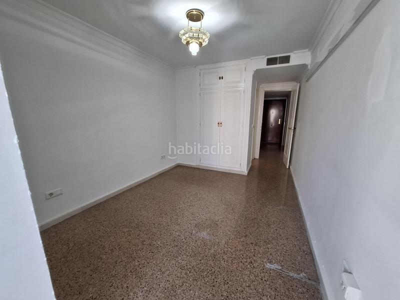 Foto 3c02ca62-9d83-410e-bc41-cd2da4252d4d. Appartamento con piscina in El Bajondillo Torremolinos