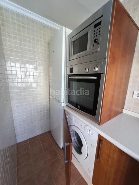 Foto 8f919118-ff49-4cfe-abd2-32bfe3266dbf. Appartamento con piscina in El Bajondillo Torremolinos