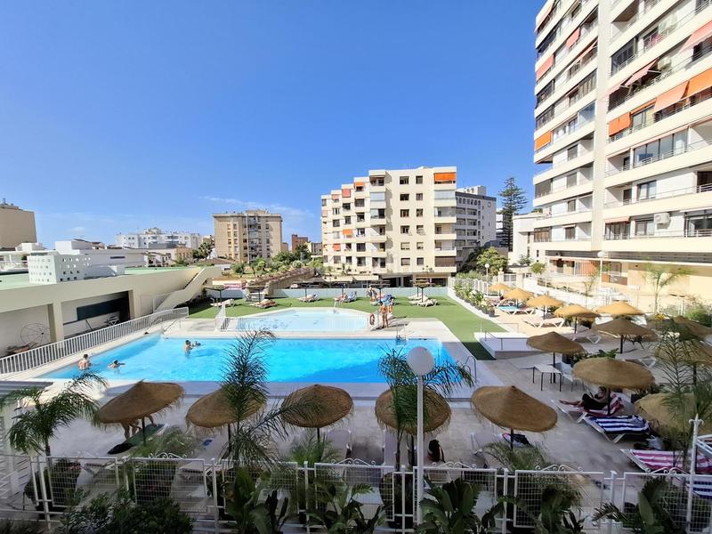 Foto a401d69c-688c-4c7a-bf58-219cce0a37d0. Appartamento con piscina in El Bajondillo Torremolinos