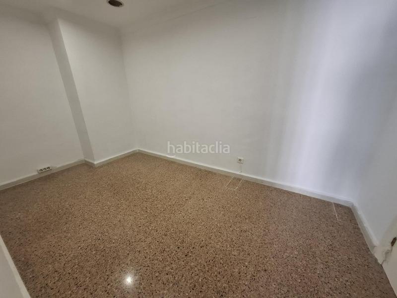 Foto e57fc7f1-fba1-4d05-9f3f-30dd79ffa50f. Appartamento con piscina in El Bajondillo Torremolinos