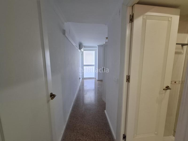 Foto f7cd4a33-ebd6-4d1d-a783-a14cba621ecc. Appartamento con piscina in El Bajondillo Torremolinos