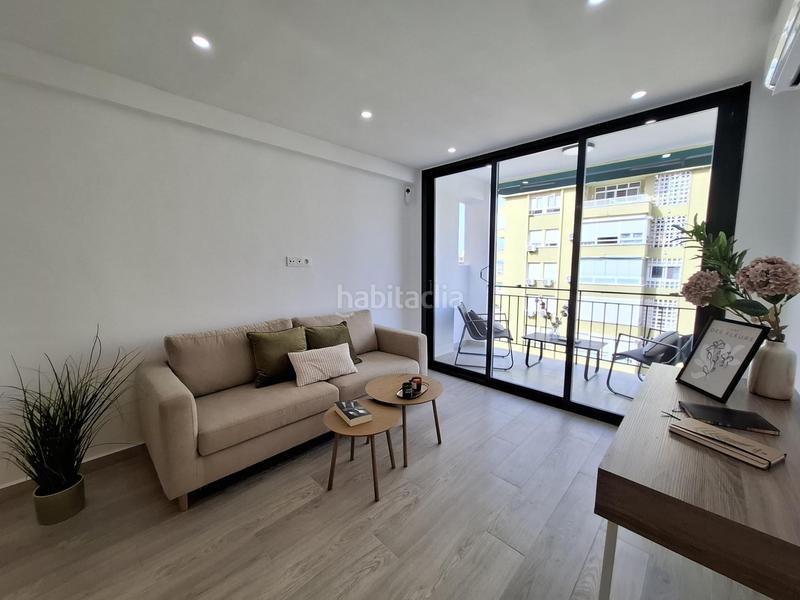 Foto 41922f6b-3a28-4a0a-9820-5f23019b4391. Piso a estrenar! piso en esquina, 3 dormitorios y 2 baños en Torremolinos