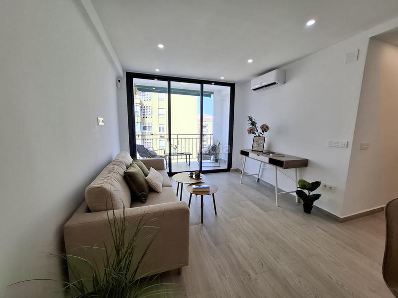 Foto a671eb54-76ad-4cfd-80c9-908093429d17. Piso a estrenar! piso en esquina, 3 dormitorios y 2 baños en Torremolinos