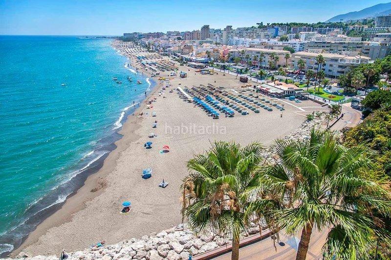 Foto 4a89219f-95ea-4928-b9a8-b1af86072839. Parking coche parking con trastero en el centro en Torremolinos