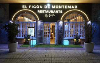 Location Local commercial  Avenida de carlota alessandri. Gran oportunidad de traspaso en la carihuela! restaurante asador