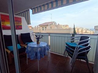 Location Appartement à Zona Centro Comercial Torrequebrada. Acogedor apartamento con amplia terraza y completamente equipado