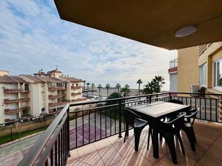 Pis  Calle de la playa. Piso en venta en playamar primera lnea de playa