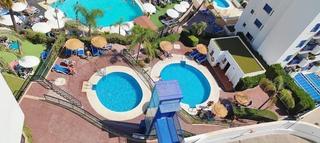 Apartament  Calle de doa mara. Apartamento de 1 habitacin con piscina, parking y trastero segu