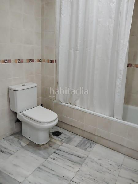 Foto 5432b2d7-a583-4eb9-84e3-0c6b2cb2a66a. Location appartement avec parking piscine dans Zona Centro Comercial Torrequebrada Benalmádena