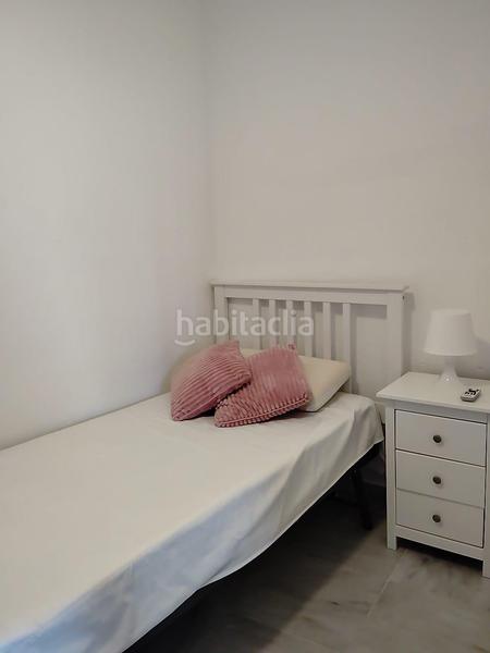 Foto 13e19c11-5fdd-4ed0-b3ff-13c7eb24c95f. Rent flat with parking pool in Zona Centro Comercial Torrequebrada Benalmádena