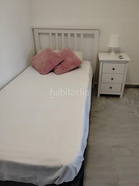 Foto 6843efa0-fac0-4e38-aa64-6b98c848eacb. Rent flat with parking pool in Zona Centro Comercial Torrequebrada Benalmádena