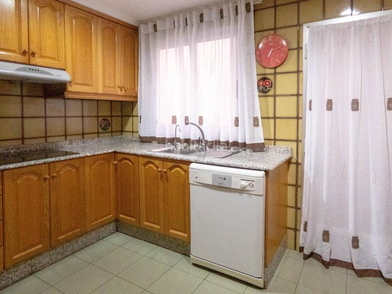 Foto f8ff3895-2f2a-4f9f-8893-139d2a4eb7ee. Pis a Plaza Crevillente - Antiguos Juzgados - El Asilo Elche / Elx