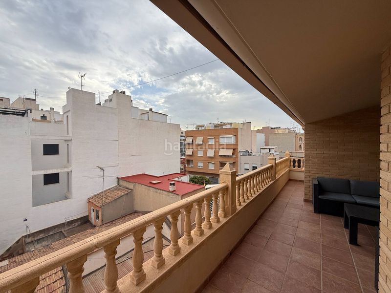 Foto 43ad42b8-b395-454b-a525-363710659c5e. Casa tu casa independiente cuatro plantas para vivir, disfrutar y tenerlo todo en Santa Pola