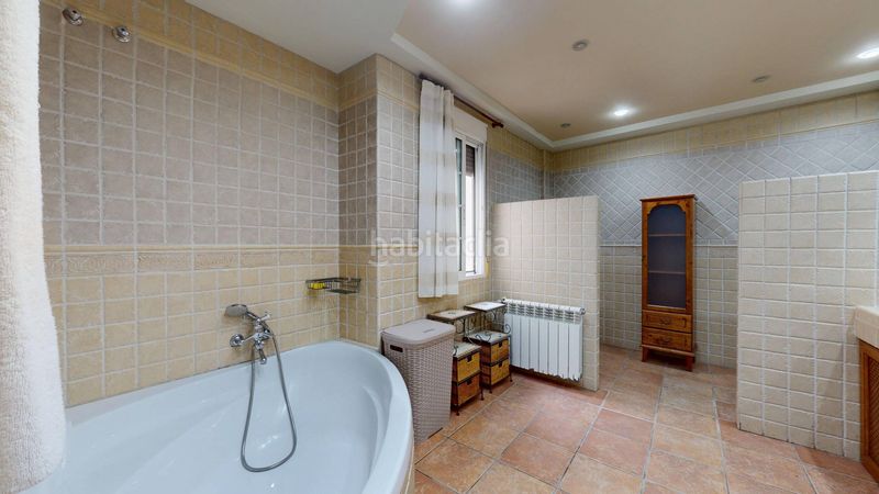 Foto b687b93a-f6a2-4a58-ad4c-6e1b46009ee0. Casa tu casa independiente cuatro plantas para vivir, disfrutar y tenerlo todo en Santa Pola