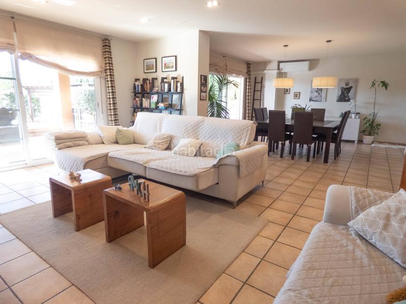 Foto 091b85e3-390c-4fe0-85bb-ae3c31fc10a2. Chalet con riscaldamento piscina in Valverde Elche / Elx