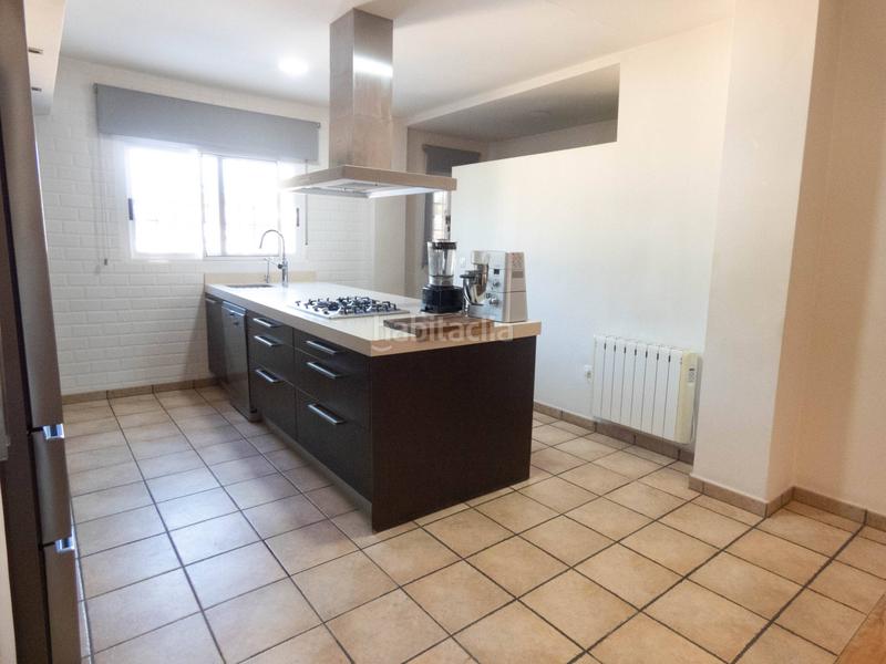 Foto d380b859-c6e1-490d-aea1-cb3b30a62f73. Chalet con riscaldamento piscina in Valverde Elche / Elx