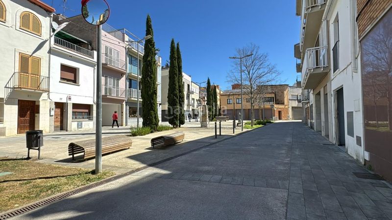 Foto ebc4b4df-6334-48aa-8a1c-8a976c5b691b. Casa amb xemeneia a Banyoles