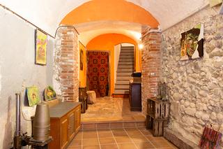 Maison jumelée à Carrer comte tallaferro 20. Encanto histórico en el corazón de besalú