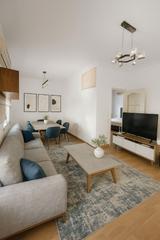 Appartement  Carrer del gran capità. Ideal parejas primera vivienda!!!!