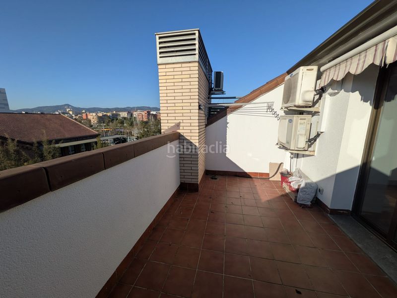 Foto 1a578b6c-9ffe-4126-b321-d5c34c3089f6. Duplex con parcheggio in Centre Sant Joan Despí