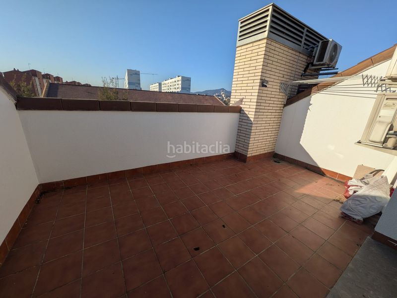 Foto c1dc3d7a-f5c6-4d90-8e39-429dd120d0ea. Duplex con parcheggio in Centre Sant Joan Despí