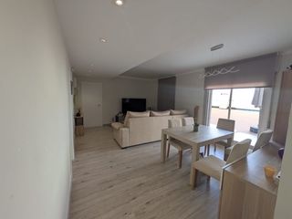 Piso  Carrer de mossèn andreu. Piso reformado con terraza !!!!