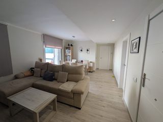 Appartement  Carrer de mossèn andreu. Piso reformado con terraza !!!!