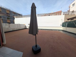 Appartement  Carrer de mossèn andreu. Piso reformado con terraza !!!!