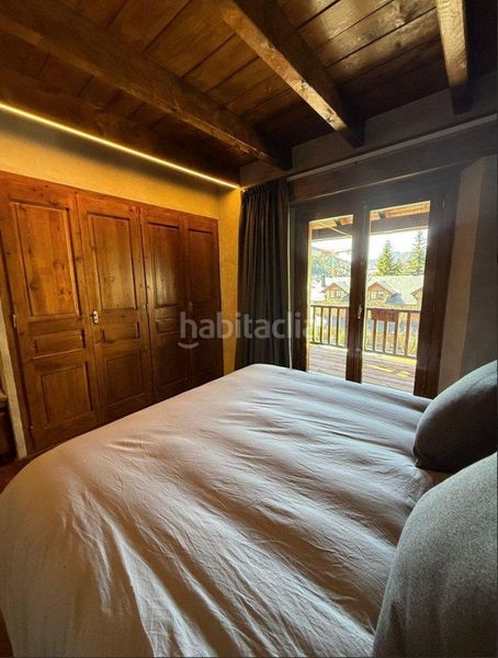 Foto 5fff3135-0daf-45a5-b673-423dd983ca0a. Casa adossada amb aparcament a Soldeu-Incles Canillo