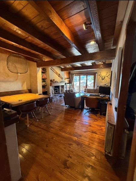 Foto eb35d16b-ed2c-4ac2-8567-a0c8e7650d1b. Casa adossada amb aparcament a Soldeu-Incles Canillo