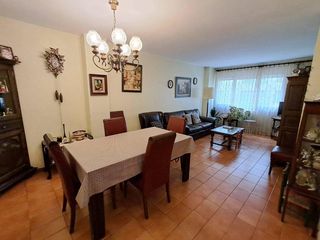 Apartament a Centro. Piso de 4 habitaciones con gran potencial de reforma en el centr