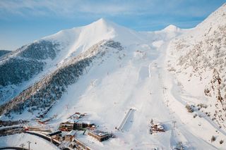 Apartament a Arinsal-Erts. Ático de 1 habitación con vistas en arinsal
