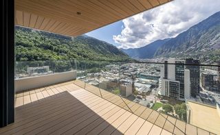 Penthouse in Els Vilars d´Engordany. Exclusivo ático de 4 habitaciones en la planta 20 de terrasses d