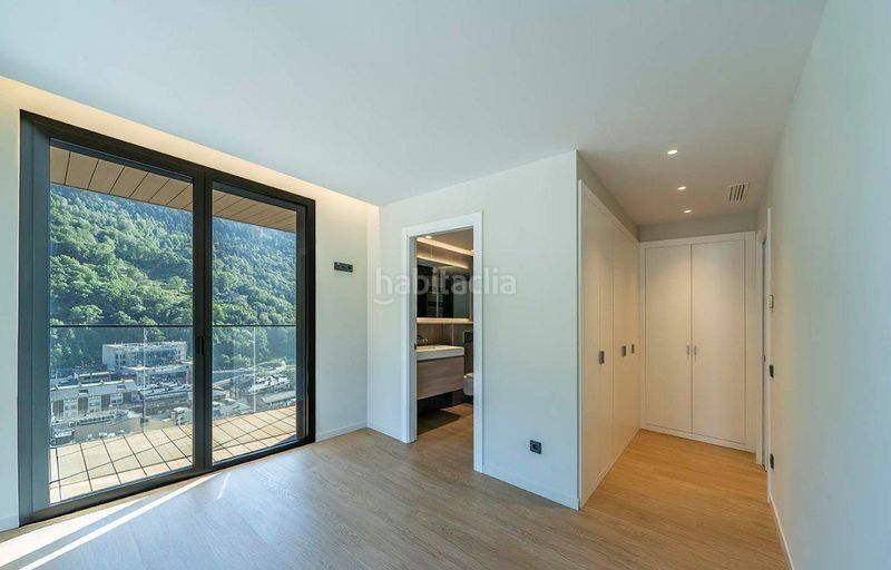 Foto 1cbf66a2-dbd2-427f-b5a3-bd6ce3853d1b. Àtic amb aparcament a Els Vilars d´Engordany Escaldes-Engordany